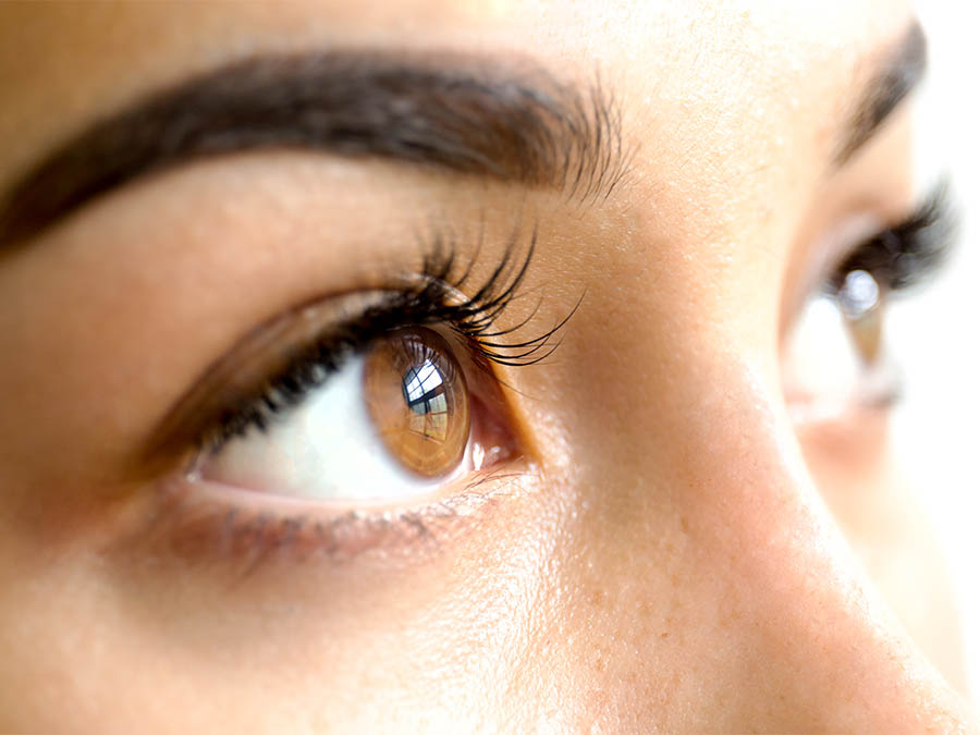 Easy Ways To Achieve Long Luscious Lashes