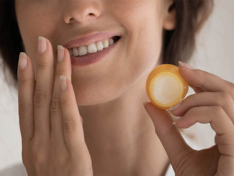 How to Treat Dry Lips