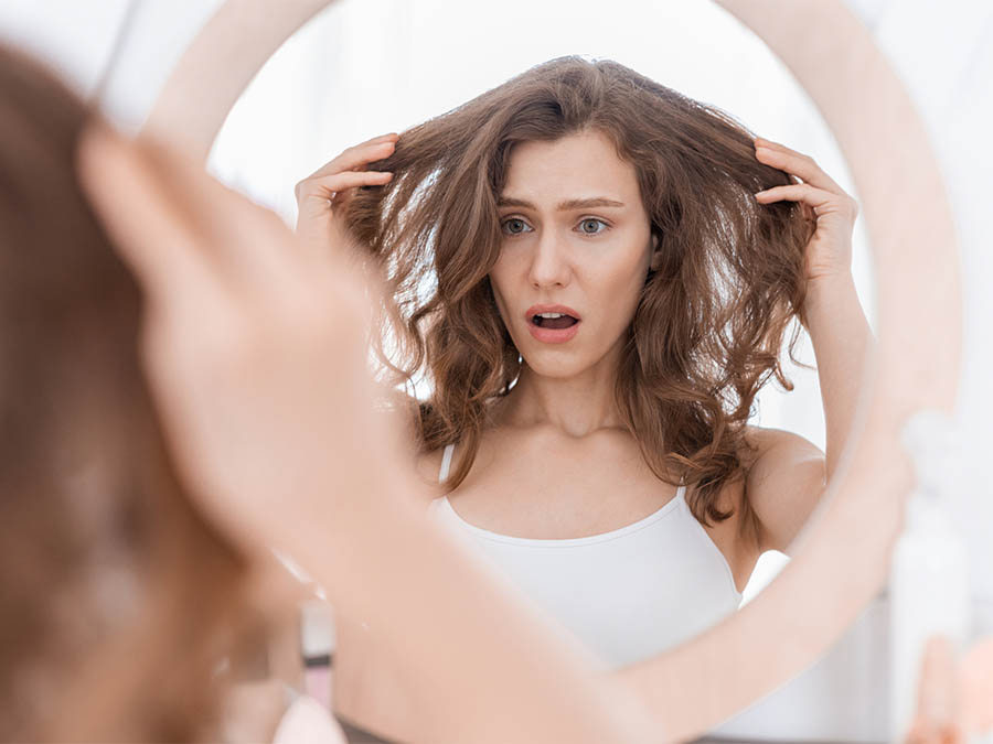 13 Hacks How to Avoid Greasy Hair