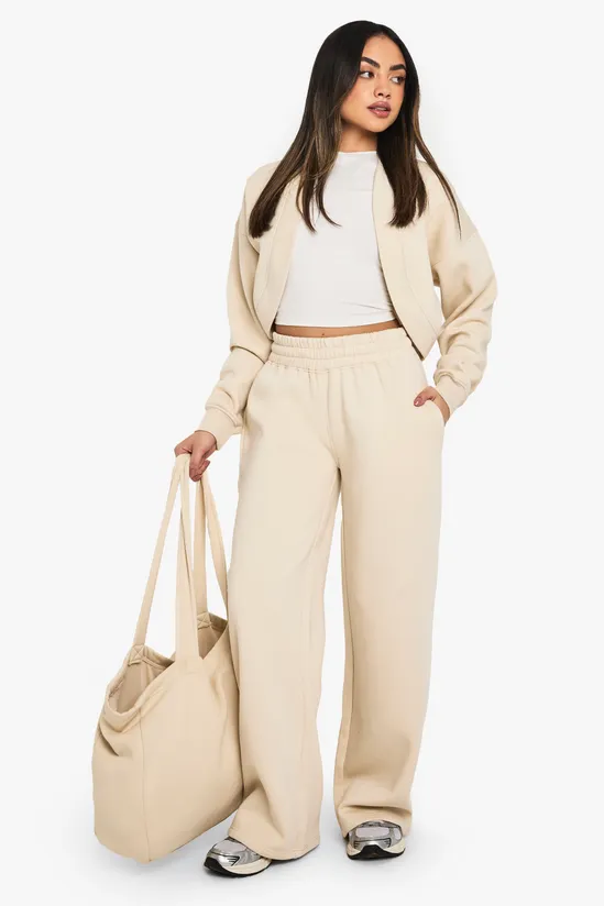 Wide Leg Jogger