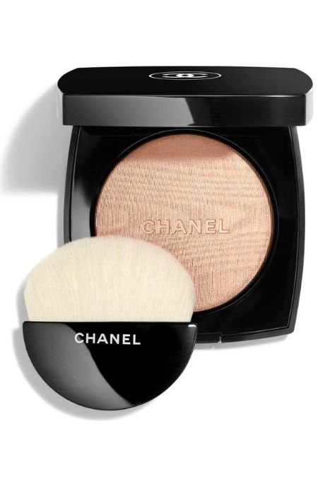 Chanel Poudre Lumière Illuminating Powder. Latest luxury highlighter winter 2025